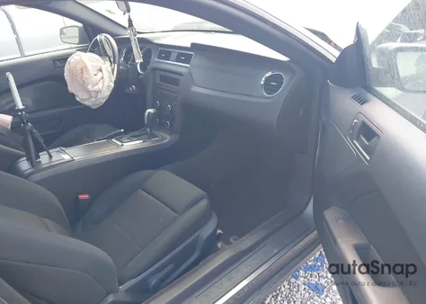 2013 Ford Mustang V6 from USA, damaged, VIN 1ZVBP8AM1D5261762